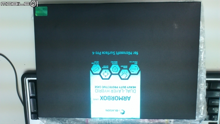 便宜好用的 i-Blason Microsfot Surface Pro 4 [Armorbox] 平板保護殼開箱