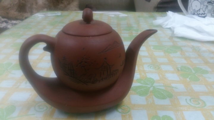 掃除翻到的茶壺