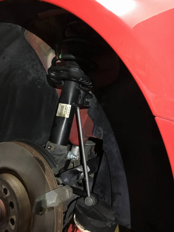 AUDI A3 更換避震器防塵套與傳動軸防塵套( Golf V GTI 也適用)