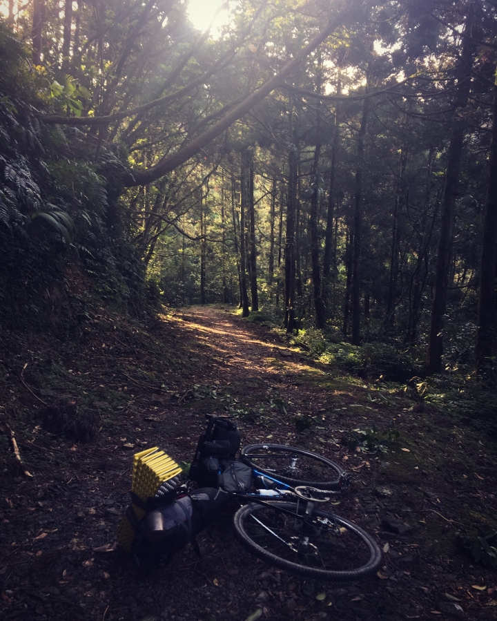"流浪者日誌" - 坪溪古道 單車野營 bikepacking