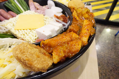 【食記】板橋捷運府中站。Omaya春川炒雞(板橋店)