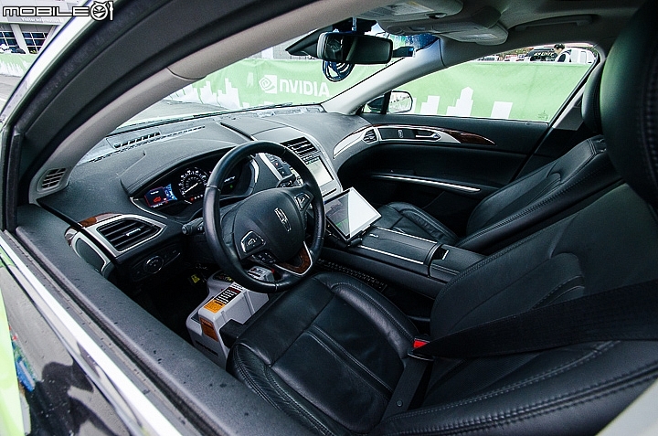 自動駕駛車上路在即 NVIDIA BB8與Audi自動駕駛車試乘