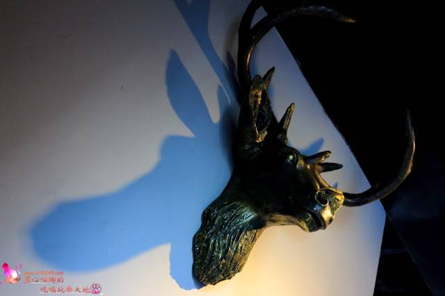 高雄前金區︱麋鹿背包飛鏢/餐酒館高雄唯一下午兩點營業，可以親子同樂的餐酒館，閨密聚會新去處！