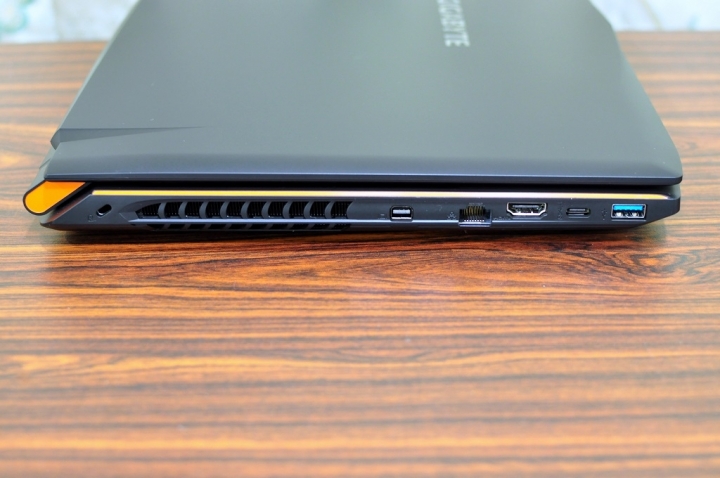 GIGABYTE P55W V7，效能小幅調整，溫度表現更理想