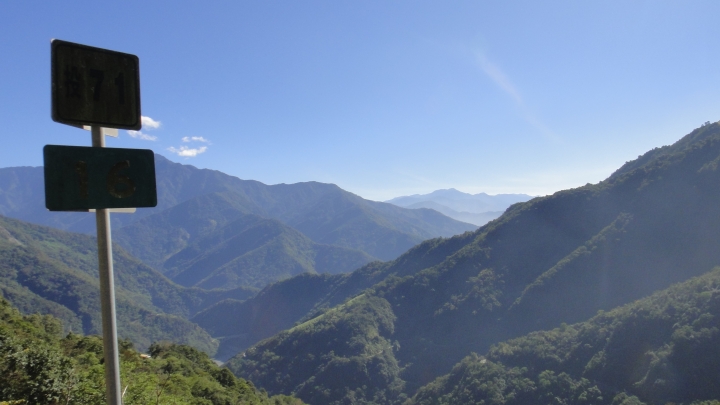「神鵝瞎旅」之 武界林道 山碰壁