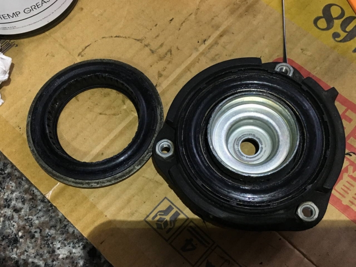 AUDI A3 更換避震器防塵套與傳動軸防塵套( Golf V GTI 也適用)