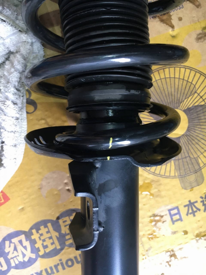 AUDI A3 更換避震器防塵套與傳動軸防塵套( Golf V GTI 也適用)