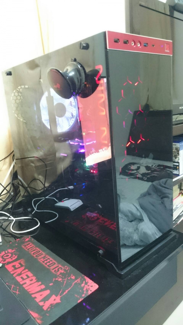 開箱]台灣也能看到的極光 INWIN Aurora RGB風扇套件