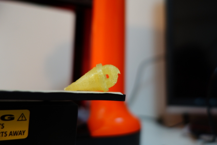 【開箱】無線輕巧高CP值的好選擇！XYZprinting 的 da Vinci mini w 3D列印機！