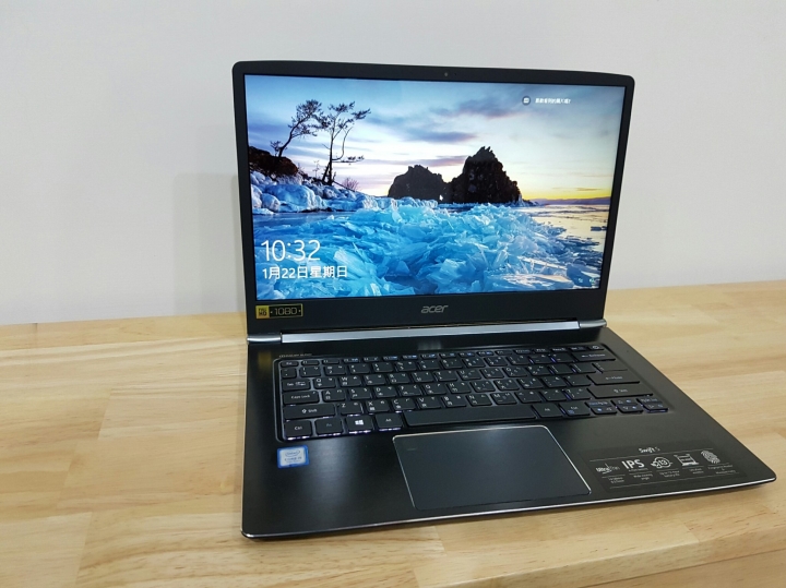 黑色Acer Swift 5比較UX410後開箱分享
