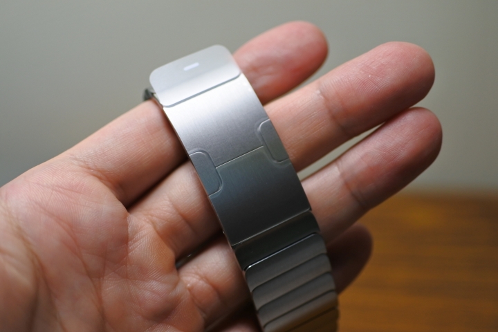 【開箱文】一代 Apple Watch 不鏽鋼錶殼搭配錶鏈帶