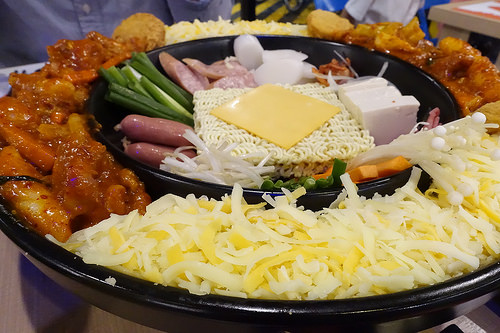 【食記】板橋捷運府中站。Omaya春川炒雞(板橋店)