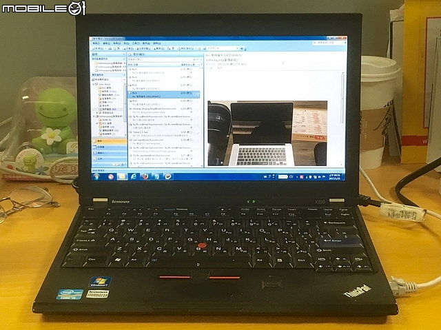 Macbook Pro Retina 15 機身發燙及不明液體外流