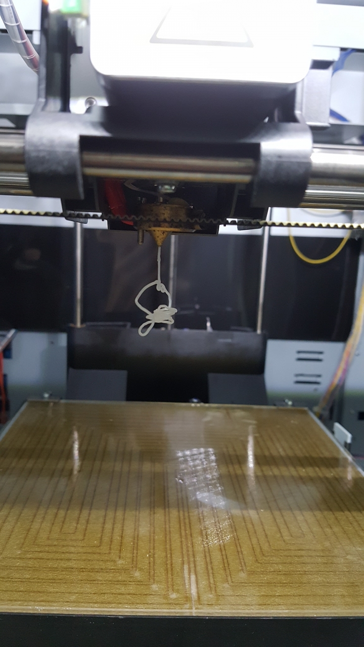 xyzprinting 3D出料的問題