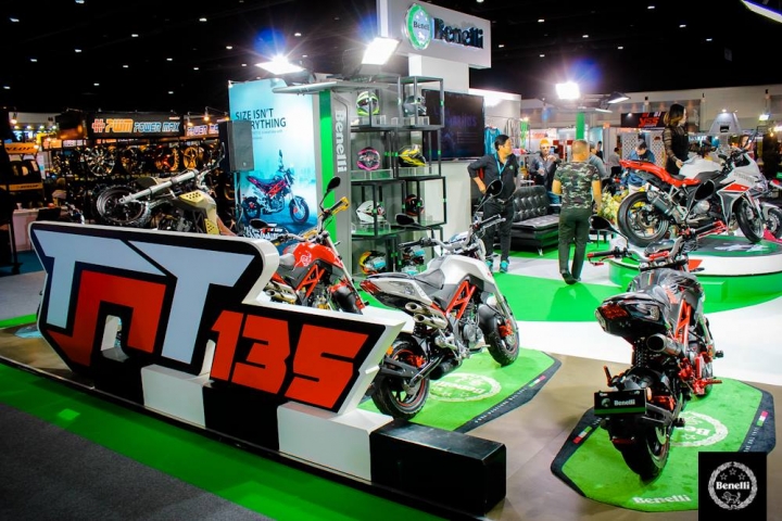 快上市了小檔車BENELLI NAKE-TNT135 國外改裝展