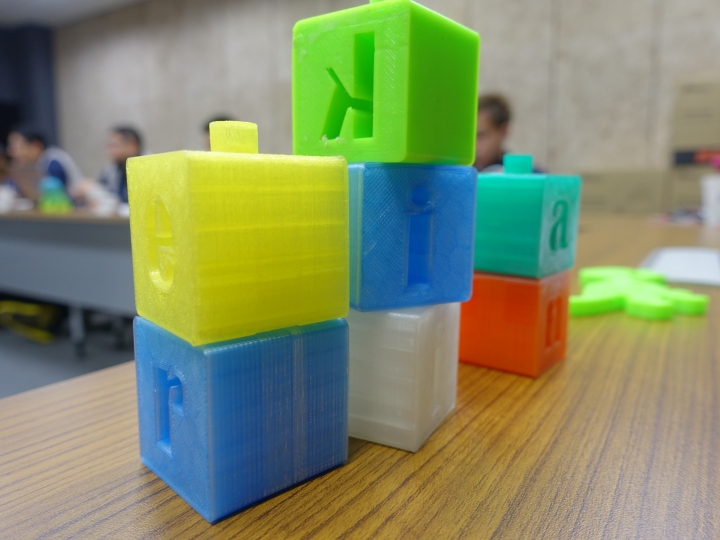 【開箱】無線輕巧高CP值的好選擇！XYZprinting 的 da Vinci mini w 3D列印機！