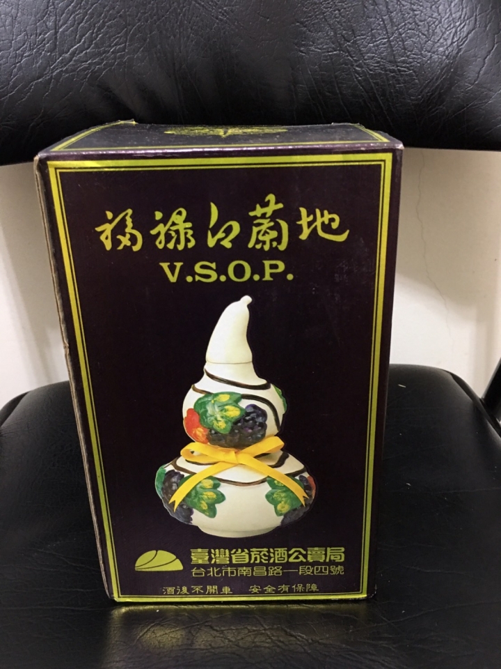 大掃除整理出來一堆沒看過的酒!求解(持續更新中