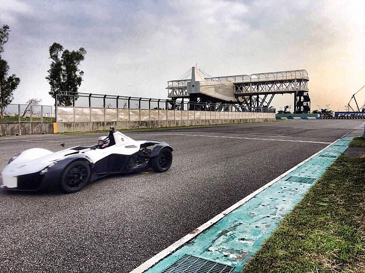 BAC Mono 完整試駕