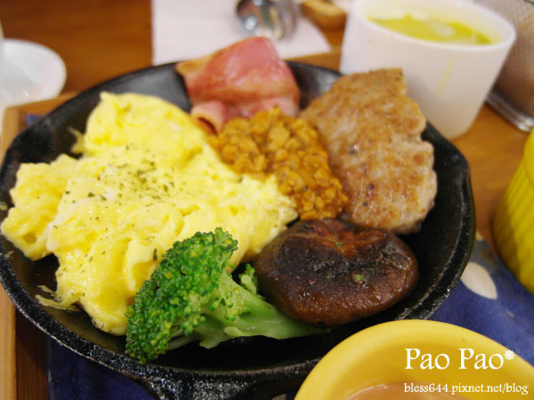 【豐原】轆轆早午餐．下午茶~近馥漫麵包花園，吃飽再到廟東商圈逛逛