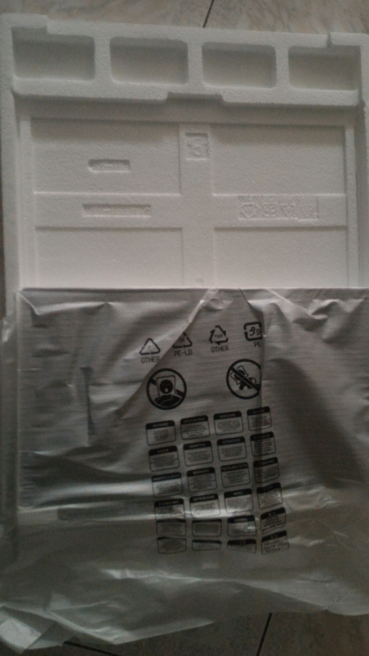 Philips 237E7EDSW簡易開箱