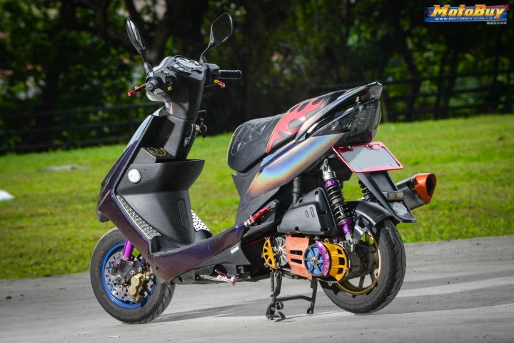 VJR110後檔泥板往上移