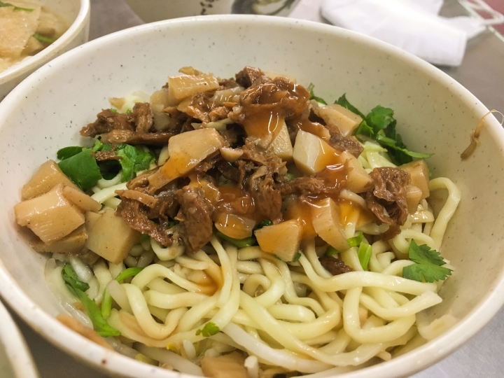 【美食。食記】彰化 永樂街 價格實惠 口味道地 林家素食 素食麵 菜麵