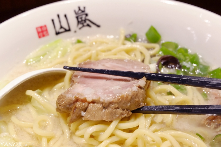 山嵐拉麵，札幌拉麵強勢登台