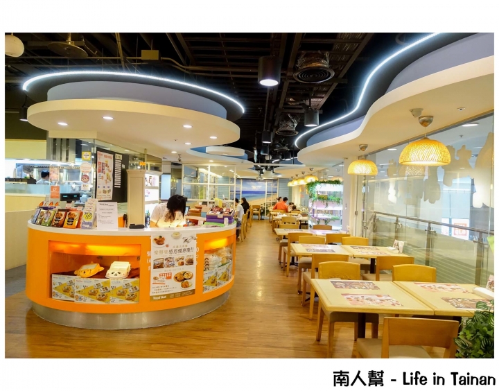 【高雄左營-美食】交通便利│餐點多樣化│日式家庭餐廳~樂雅樂Royal Host