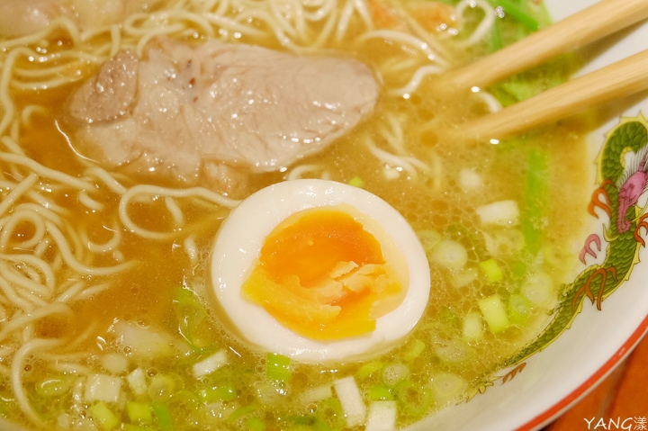 師大夜市七笑拉麵，立食拉麵新登場