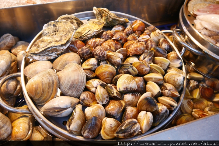【食記】高雄蒸品鮮汕頭沙茶爐永豐店-海鮮塔豪氣登場霸氣推薦/CP值超高/海鮮蒸氣料理/汕頭湯底好滋味