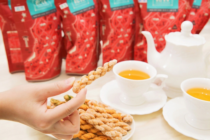 【玩 宅配】小琉球 龍鑽手工麻花捲宅配團購美食。小琉球必買伴手禮~