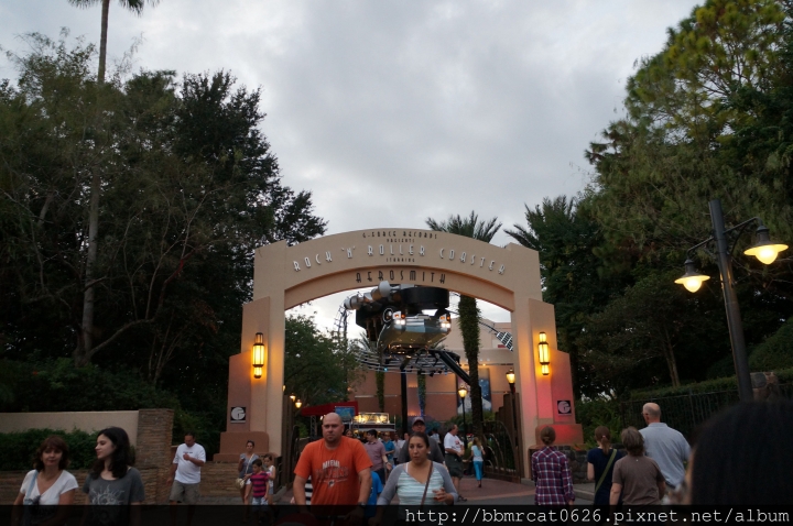 奧蘭多迪士尼世界 - Hollywood Studios - 真實呈現經典電影場景的遊樂設施和表演秀