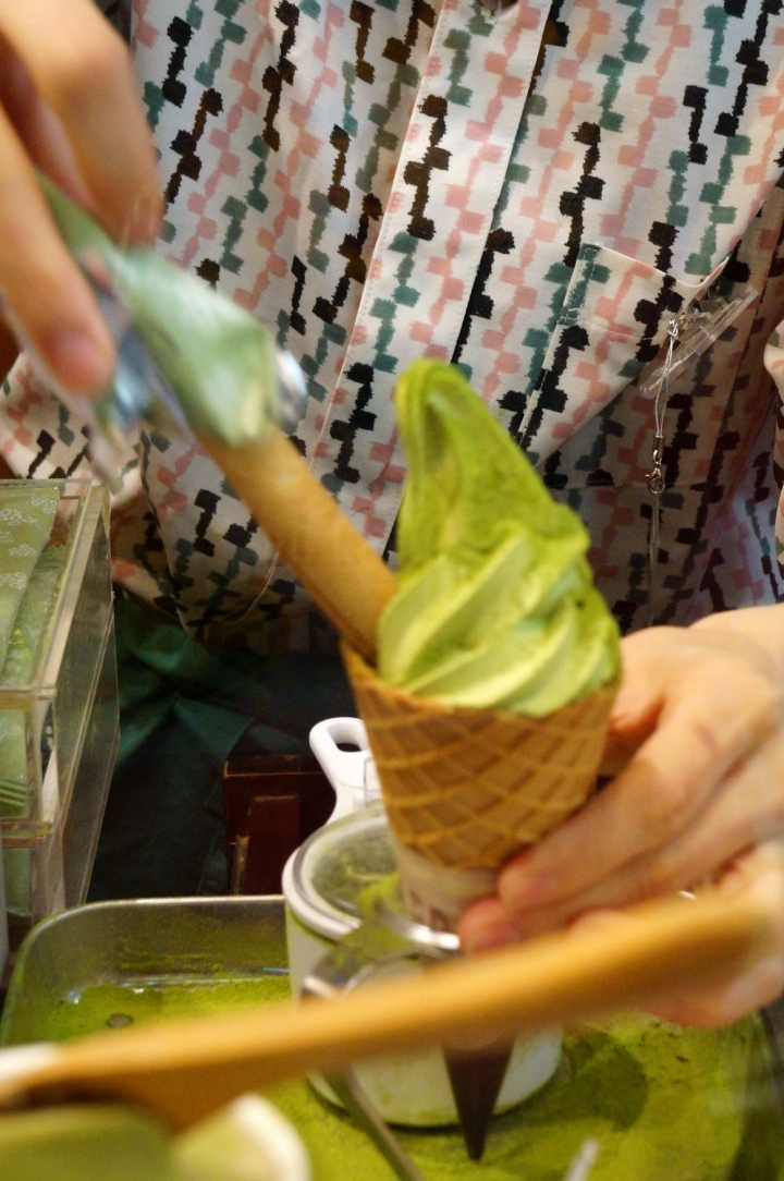 [京阪奈五天四夜]親子鐵腿自由行 - Day1 心齋橋/道頓堀/一蘭拉麵屋台館/くれおーる章魚燒/Foodium超市