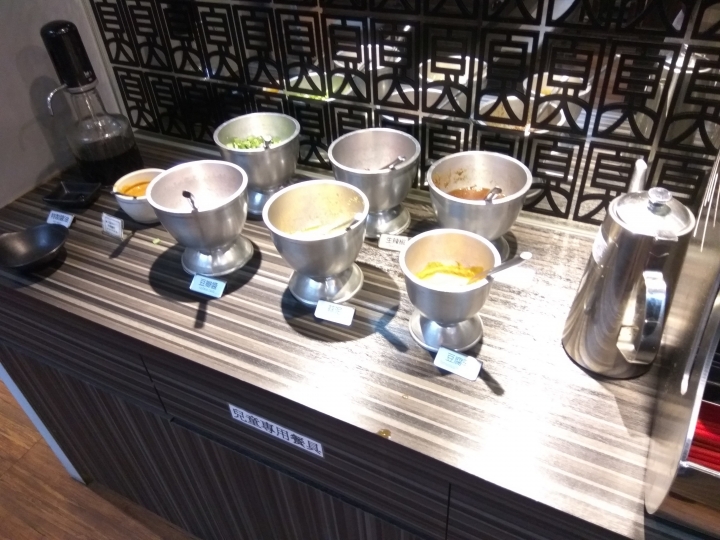 [小火鍋]苗栗頭份建國店~樊將軍連鎖臭臭鍋~蒙古鍋食記~平價~