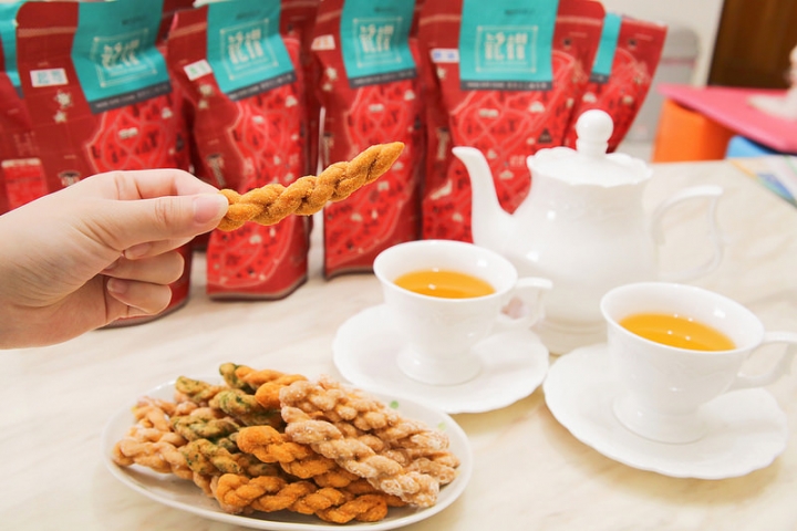【玩 宅配】小琉球 龍鑽手工麻花捲宅配團購美食。小琉球必買伴手禮~