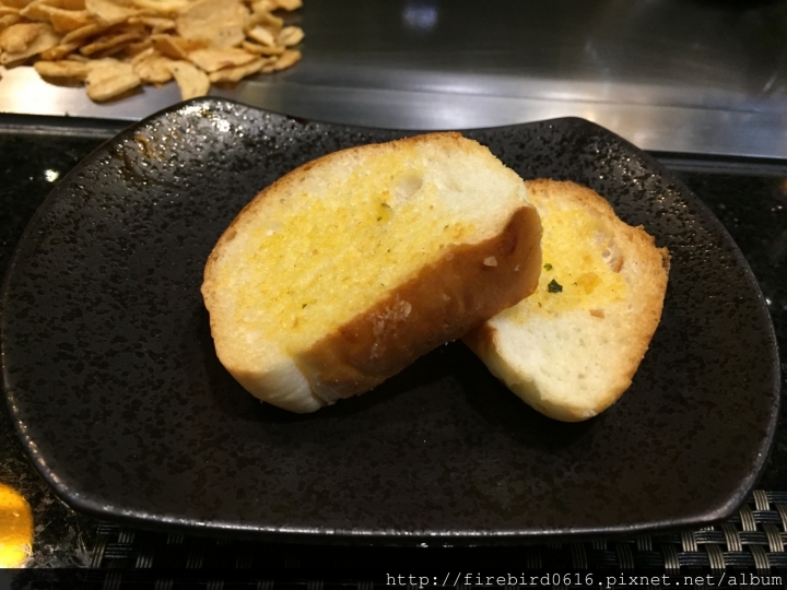 [桃園中壢中原大學無菜單料理]三鉄鐵板燒-豪氣波士頓龍蝦牛排-真材實料不花俏