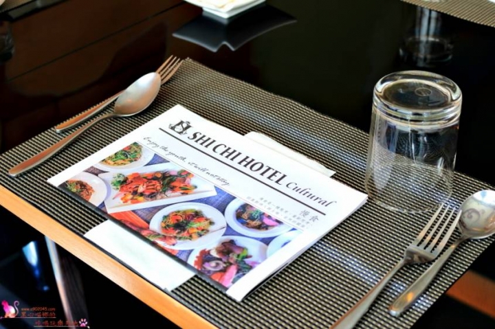 (合作)高雄左營區︱世奇文創餐廳餐廳也有３Ｄ彩繪牆！！商旅內，文創藝術結合異國料理的平價高質感餐廳！