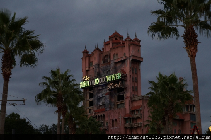 奧蘭多迪士尼世界 - Hollywood Studios - 真實呈現經典電影場景的遊樂設施和表演秀