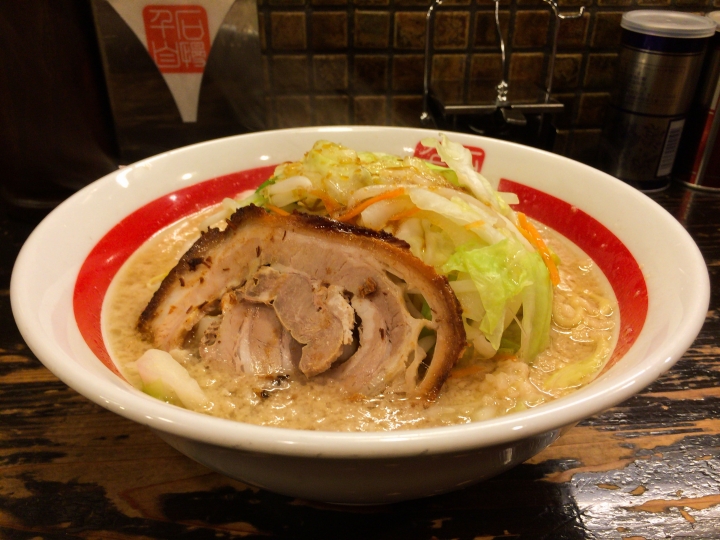 【美食。食記】東京 巢鴨 肥肉鮮香 油腴不膩 千石自慢ラーメン 拉麵 沾麵 推薦 男生