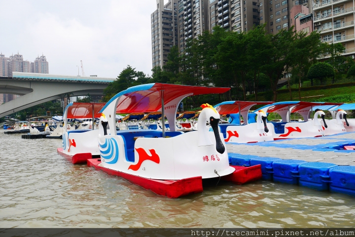 烏來-湯布苑/寵物友善溫泉旅館/烏來老街山產/碧潭天鵝船*毛孩輕旅行