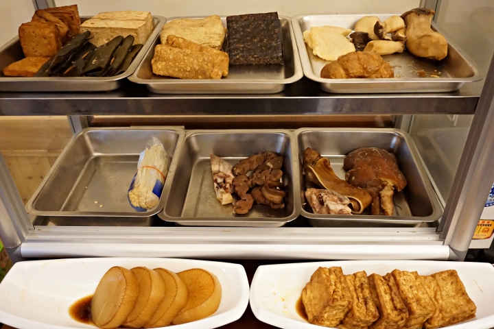 【朝美味小館】藥燉排骨+豬腳