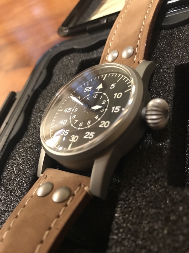 二戰德軍B-Uhr 空軍飛行觀測錶～開箱篇 一星期只營業一天的錶店TimeFactors - PRECISTA