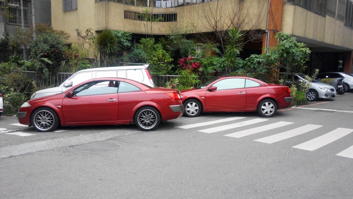 巧遇兄弟！Renault megane cc