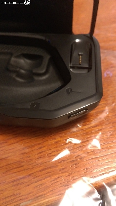 Plantronics Voyager 5200+充電盒 開箱