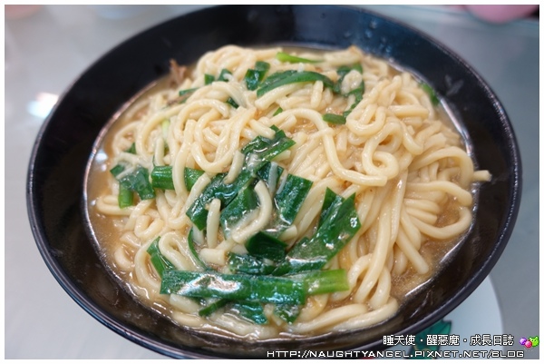 【新竹彈舌記】肯定二訪的美食→晚上營業的早餐店、每桌必點的炒鴨血、小清新甜品店...(距離煙波不到10分鐘車程)