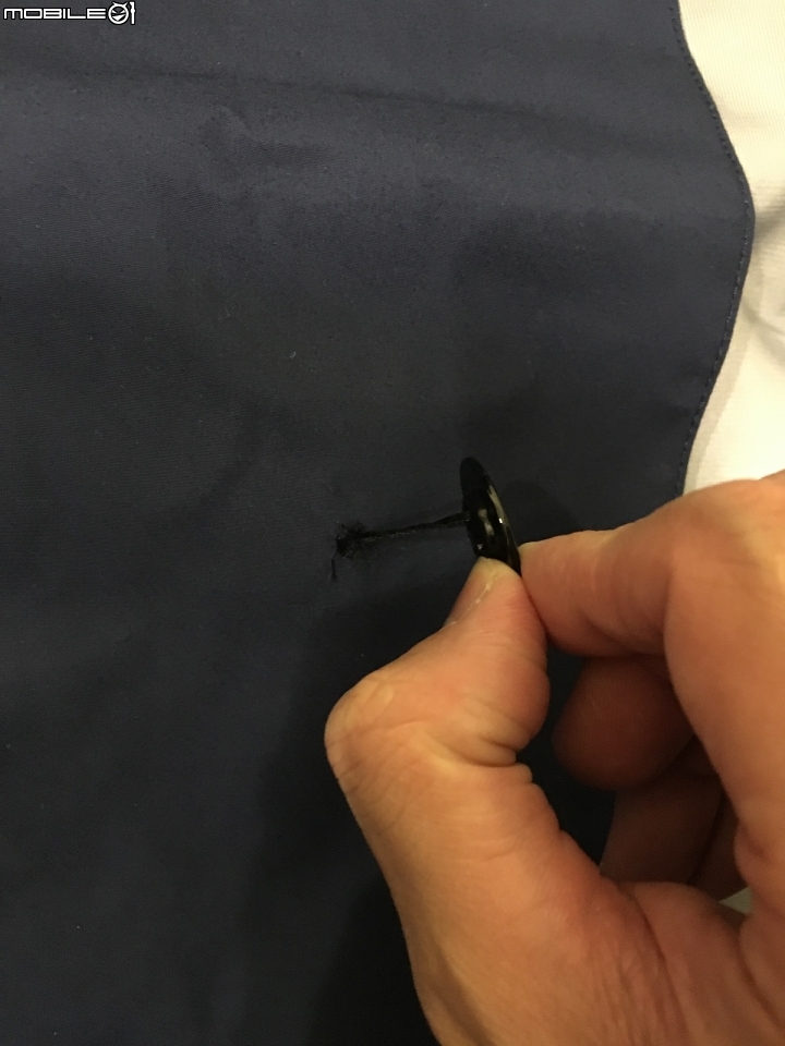 購買HAZZYS衣服 收到瑕疵品卻不願退貨