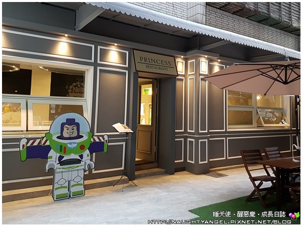 【主題餐廳】Princess Land公主樂糕殿X公主樂高餐廳♥樂高人偶DIY、樂高池挖寶、美食、下午茶♥