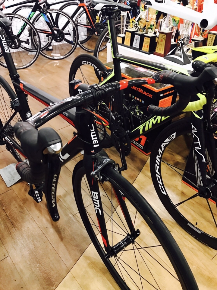 Giant TCR Advanced Pro Team車架升級BMC SLR01開箱