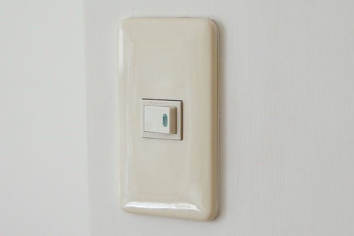 [開箱] WISCON WiFi智慧電燈開關 ─ 我的假掰智慧家居初體驗！