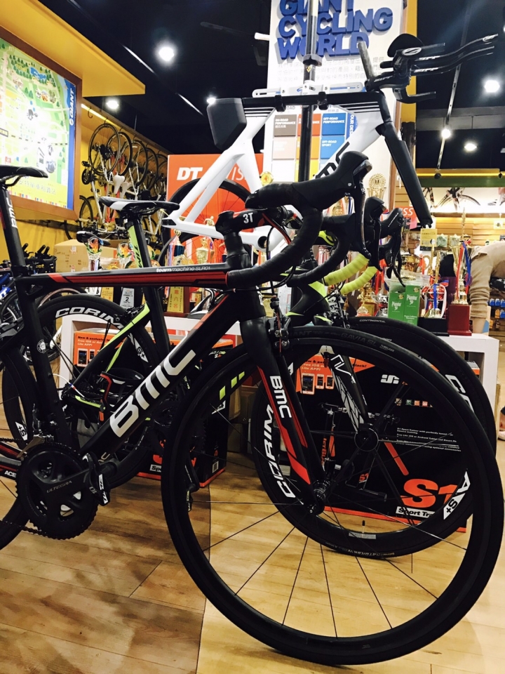 Giant TCR Advanced Pro Team車架升級BMC SLR01開箱
